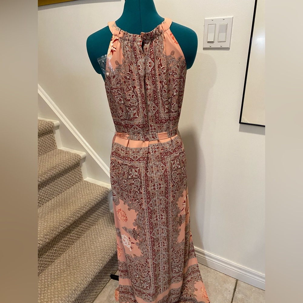 Beautiful New York & Co silky pink and coral halter maxi dress, never worn